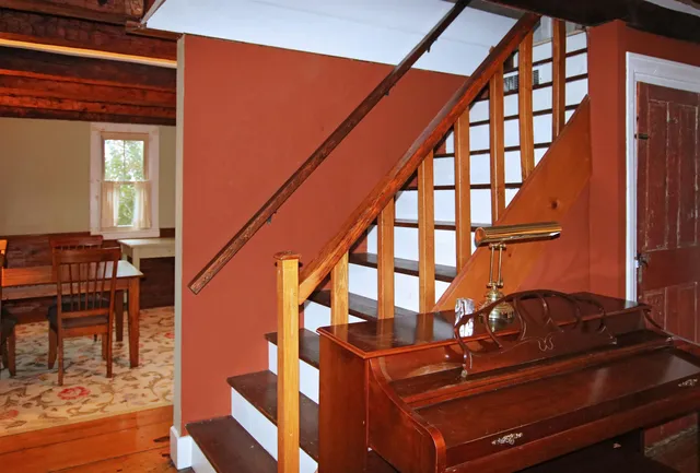 $650,000 | 2866 Center Road, Hyde Park, VT 05655