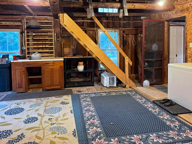 $650,000 | 2866 Center Road, Hyde Park, VT 05655