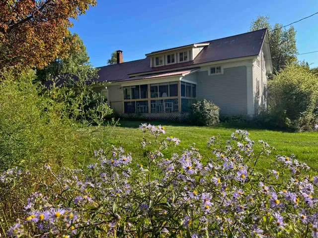 $650,000 | 2866 Center Road, Hyde Park, VT 05655