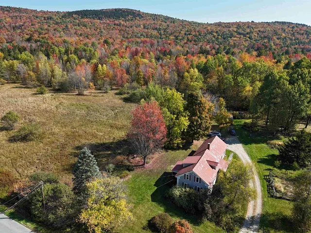 $650,000 | 2866 Center Road, Hyde Park, VT 05655