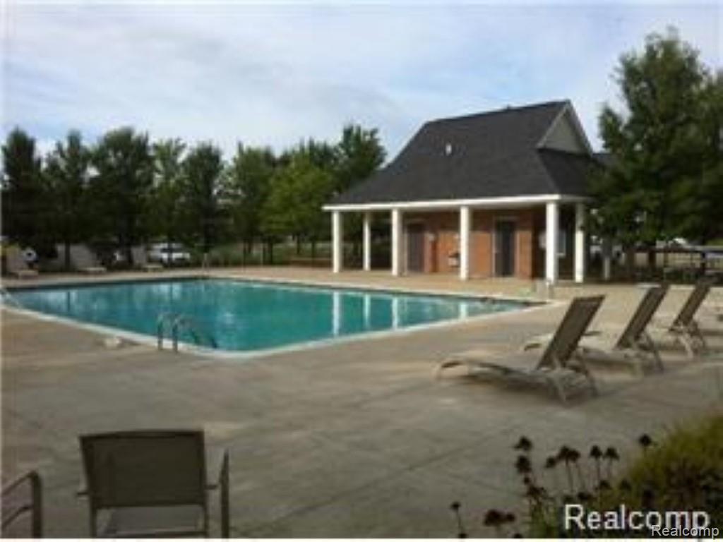 1104 Rial Lake Drive Howell, MI 48843 - Photo 25 of 31 Community pool