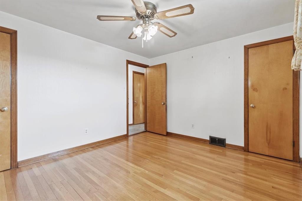 4226 Glen Lytle Road Pittsburgh, PA 15217 - Photo 9 of 16 Gallery Image 9