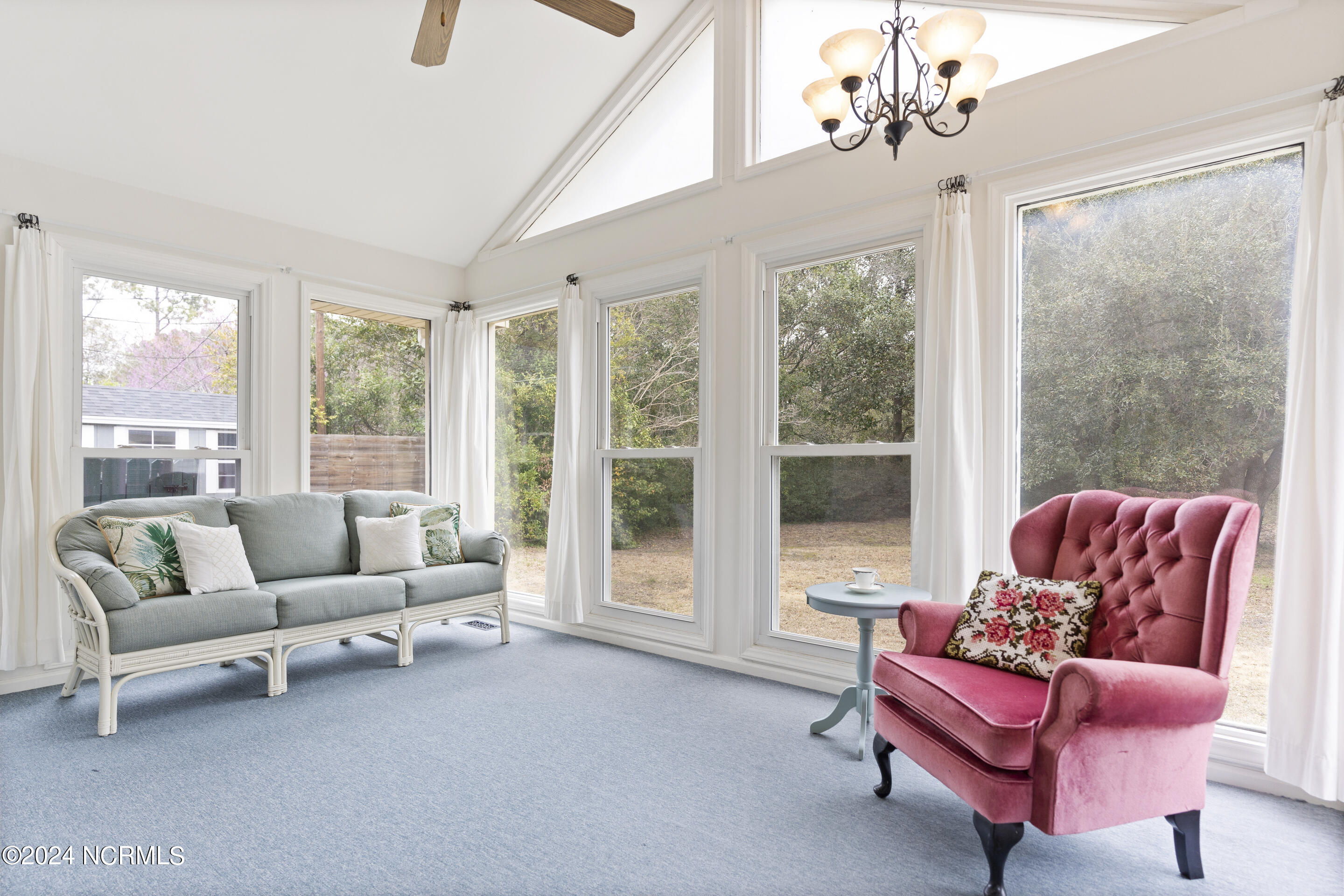 4039 Halifax Road Wilmington, NC 28403 - Photo 23 of 41 06sunroom