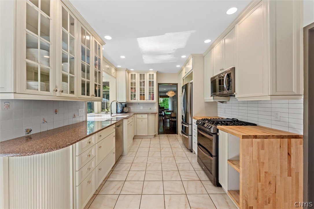 30 Lyndon Road De Witt, NY 13066 - Photo 14 of 50