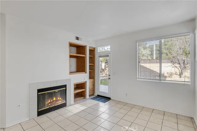 $3,600 | 19321 Ackerman Avenue, Newhall, CA 91321