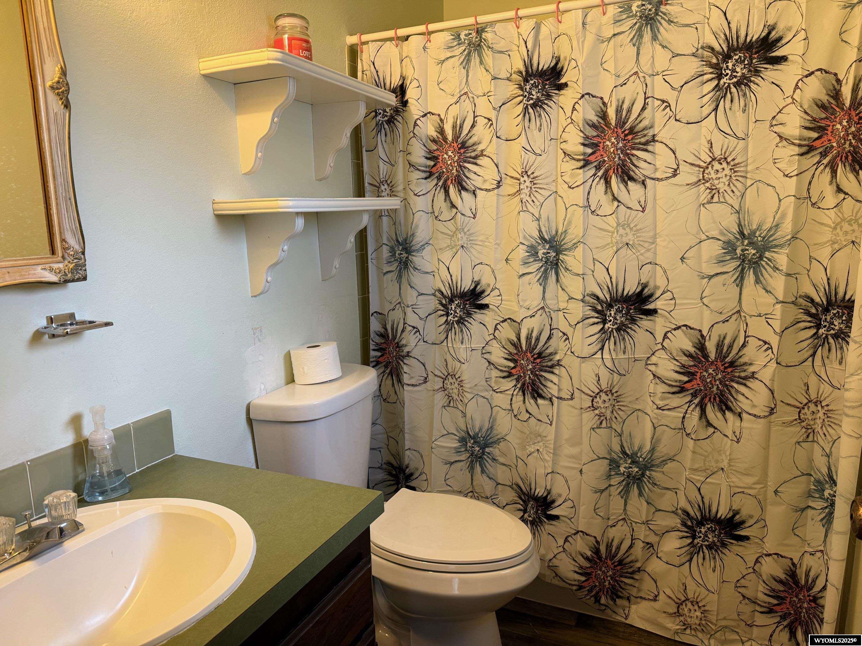 915 Kansas Street Green River, WY 82935 - Photo 15 of 34