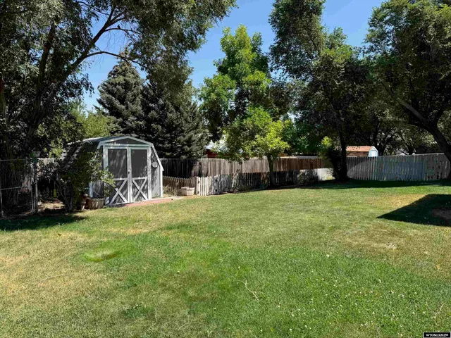 $320,000 | 915 Kansas Street, Green River, WY 82935