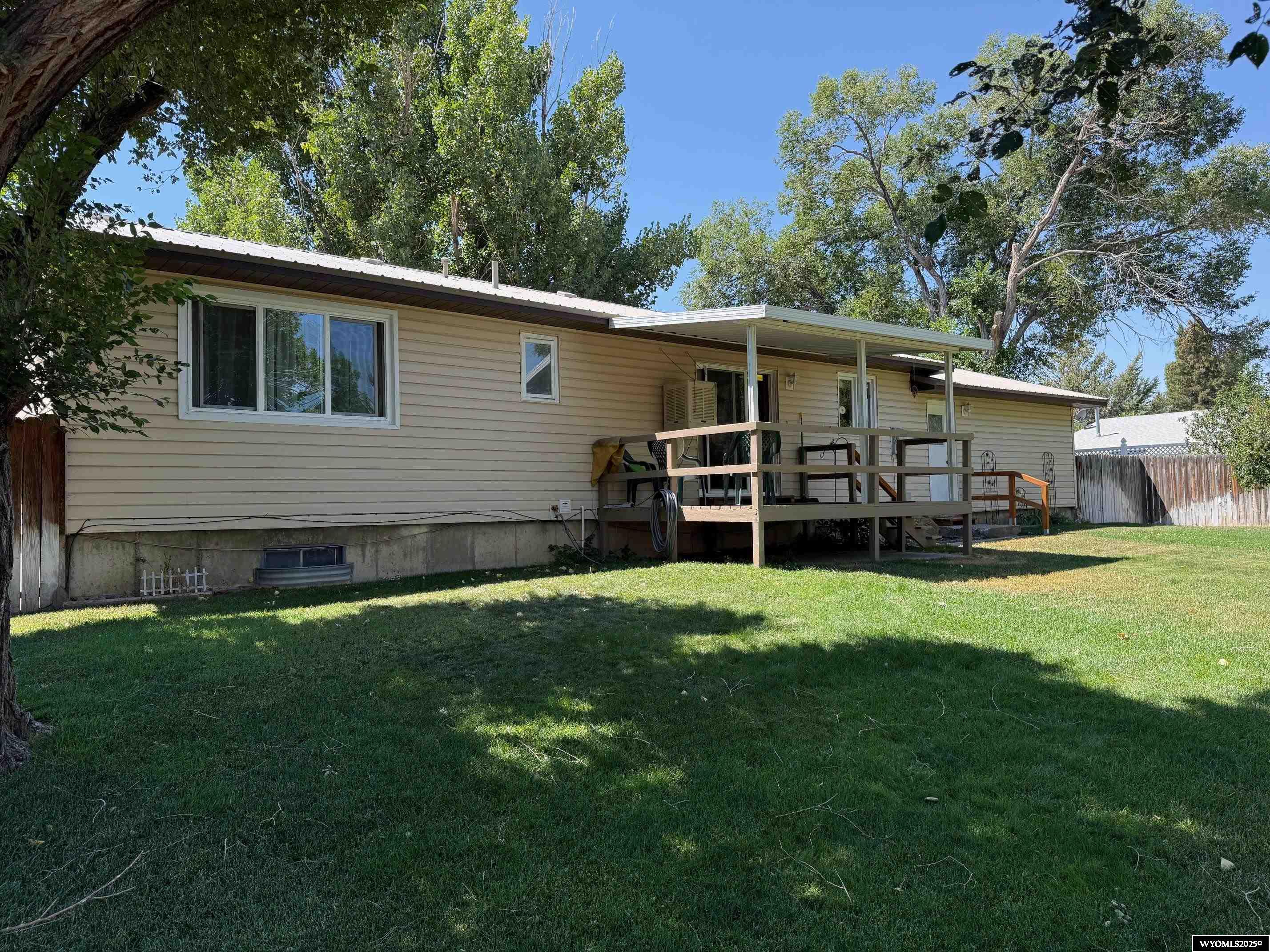 915 Kansas Street Green River, WY 82935 - Photo 30 of 34