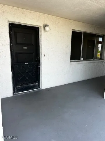 $1,295 | 4906 Victoria Drive, Unit 412, Cape Coral, FL 33904