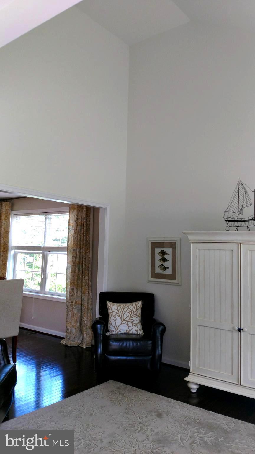 312 Little Lots Road Stevensville, MD 21666 - Photo 5 of 30 Living Room