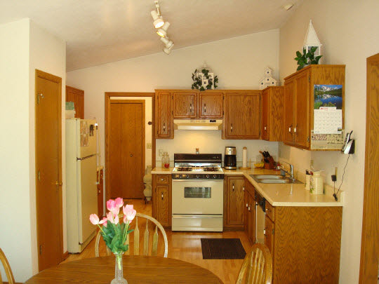 11696 Southgate Road Roscoe, IL 61073 - Photo 3 of 8 Gallery Image 3