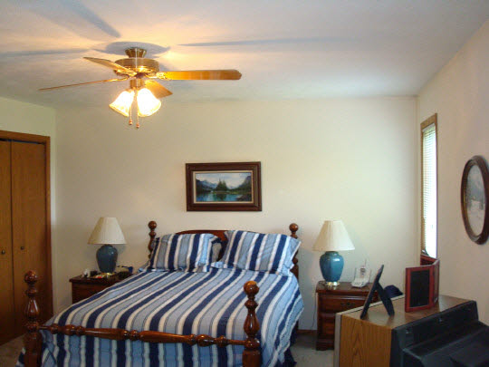 11696 Southgate Road Roscoe, IL 61073 - Photo 6 of 8 Gallery Image 6
