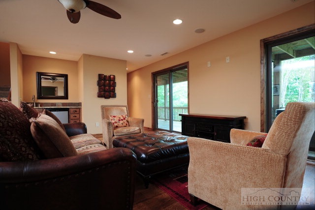 715 Buckeye Ridge Road Beech Mountain, NC 28604 - Photo 11 of 30 Gallery Image 11