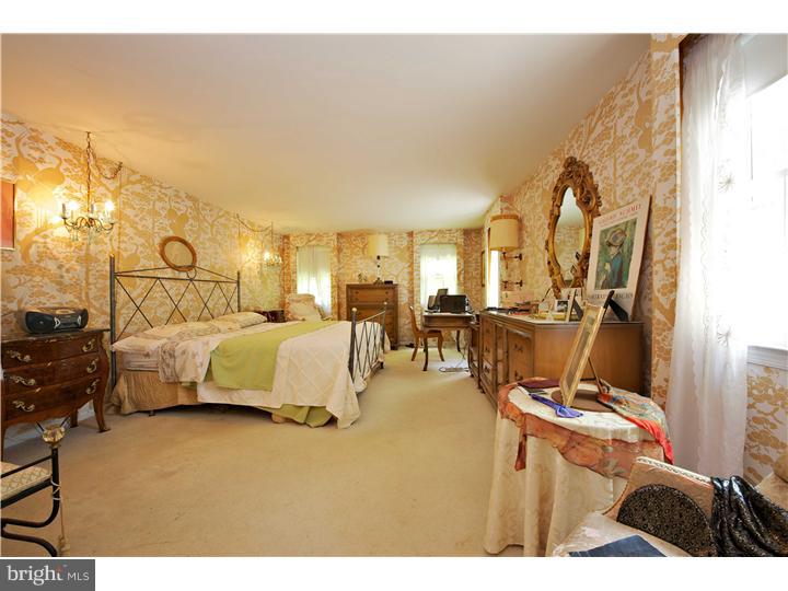 845 Hunt Road Newtown Square, PA 19073 - Photo 12 of 12 Bedroom - Main