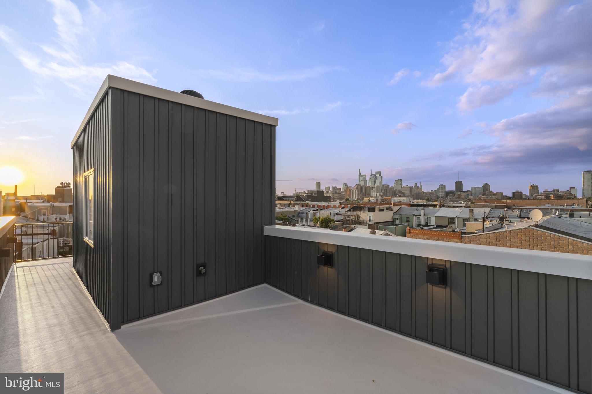 1318 South 8th Street Philadelphia, PA 19147 - Photo 39 of 47 a terrace with a city view