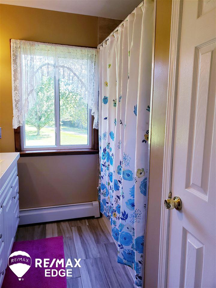 5687 West Oregon Road Lapeer, MI 48446 - Photo 17 of 57 50047127-16.JPG