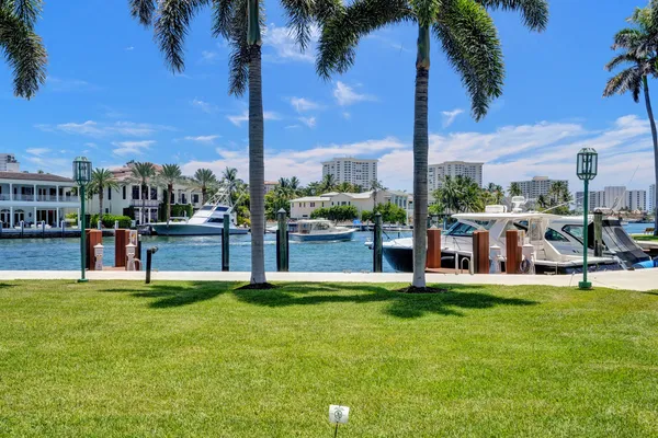 $13,000 | 100 Southeast 5th Avenue, Unit 406, Boca Raton, FL 33432