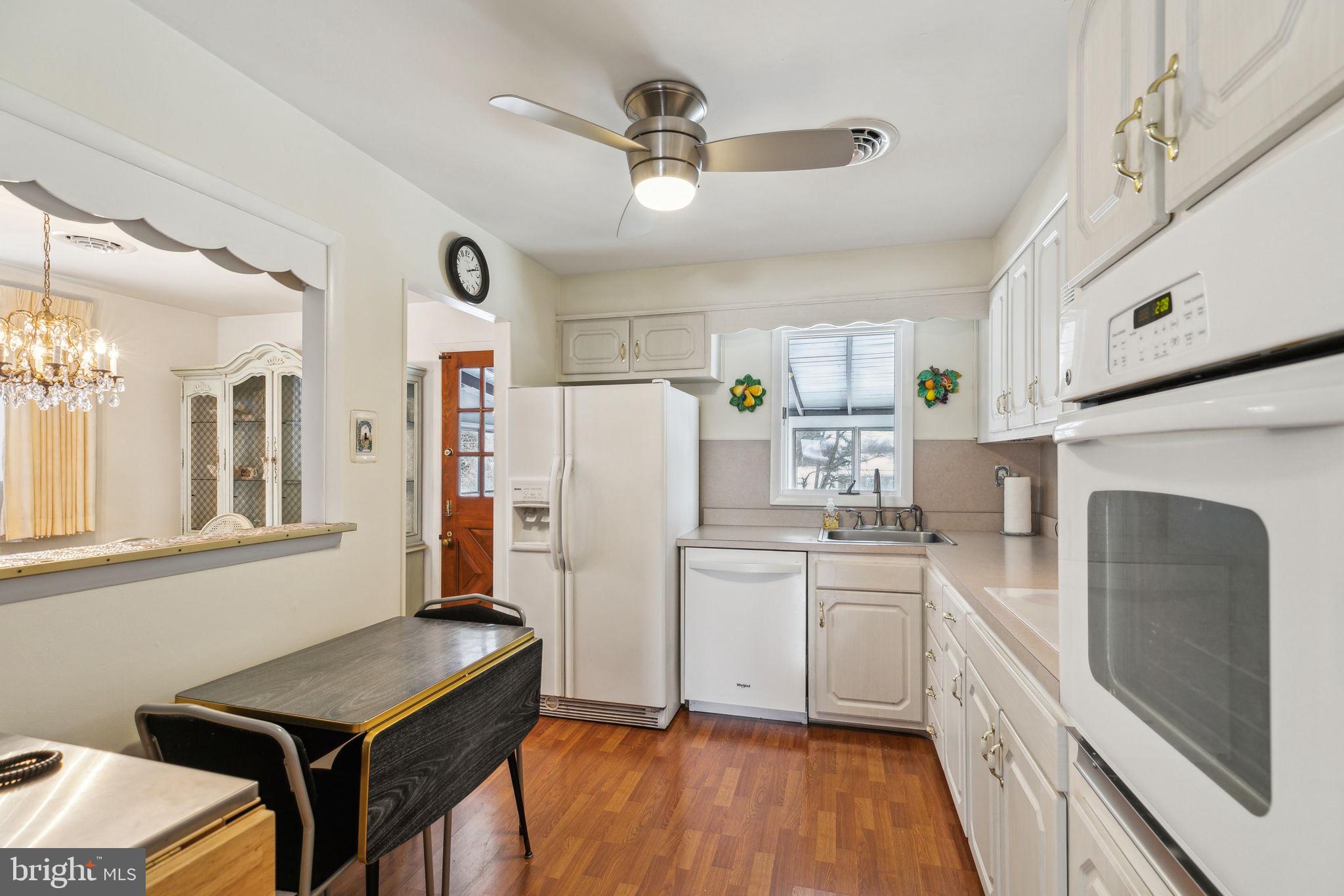 107 Dale Road Willow Grove, PA 19090 - Photo 9 of 39 Gallery Image 9
