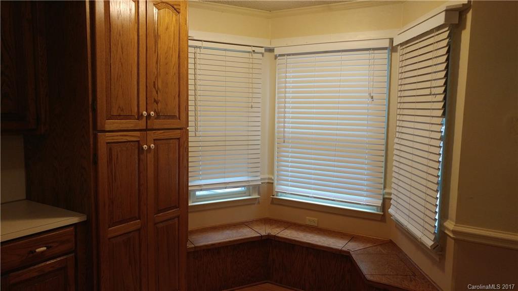624 Breckenridge Road, Unit 7 Kannapolis, NC 28083 - Photo 3 of 16 Gallery Image 3