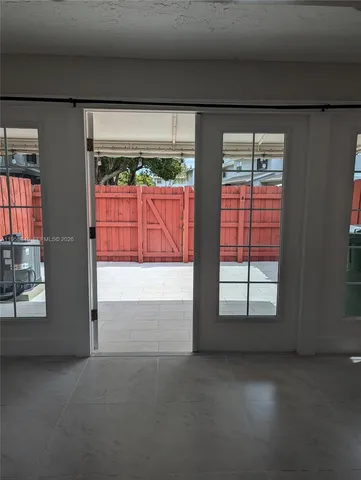 $2,800 | 641 Northwest 105th Way, Unit 641, Pembroke Pines, FL 33026