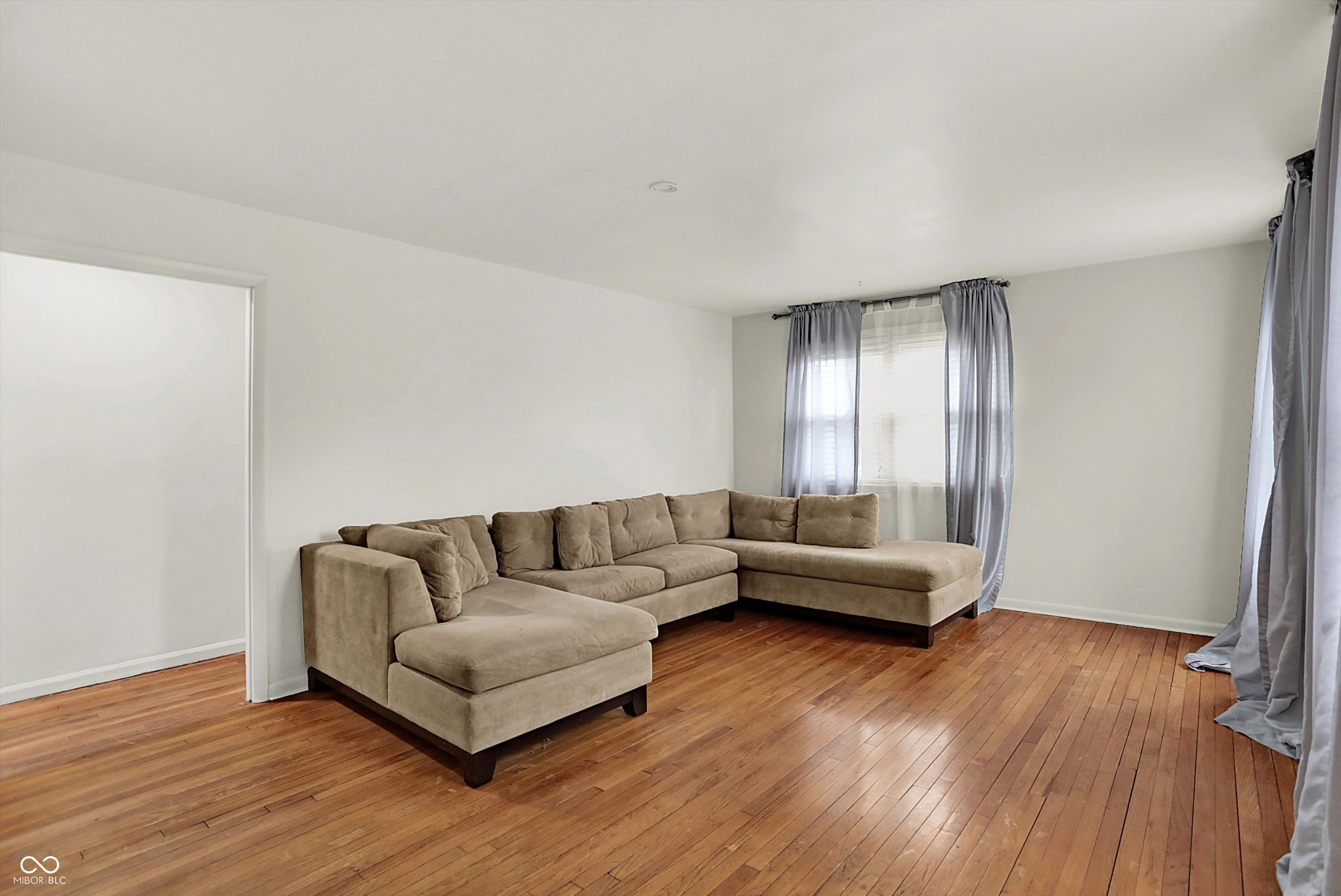 4920 Manning Road Indianapolis, IN 46228 - Photo 6 of 51 Gallery Image 6