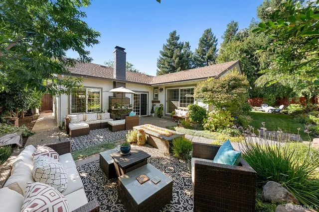 $1,899,000 | 3299 Runnymede Court, Pleasanton, CA 94588