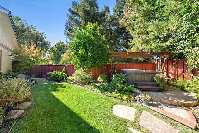 $1,899,000 | 3299 Runnymede Court, Pleasanton, CA 94588