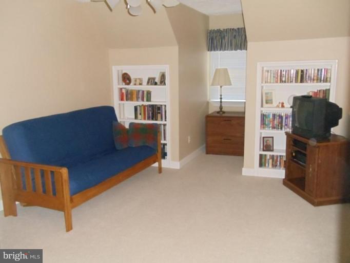 120 Indian Hills Road Locust Grove, VA 22508 - Photo 8 of 24 Sitting Room