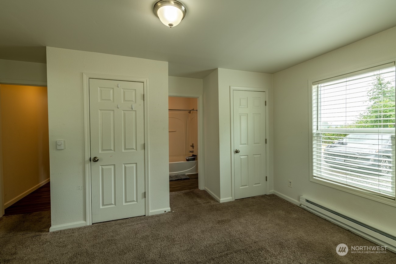 139 West Frostad Road Oak Harbor, WA 98277 - Photo 14 of 39 an empty room with windows