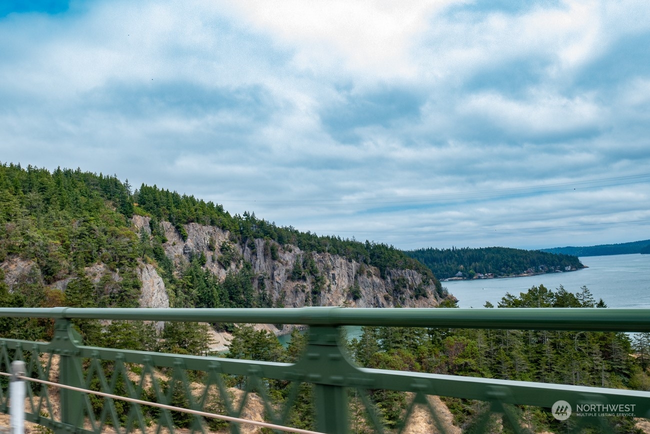 139 West Frostad Road Oak Harbor, WA 98277 - Photo 39 of 39 a view of a city skyline