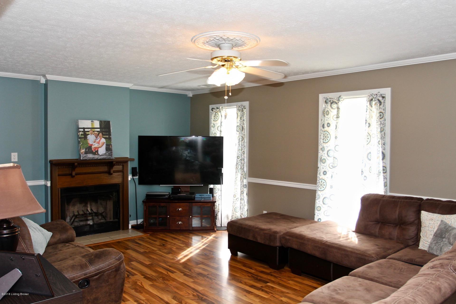 828 Greenbriar Road Mount Washington, KY 40047 - Photo 2 of 64 828 Greenbriar Rd - Mt Washington