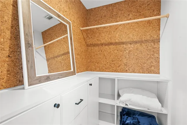 $9,000 | 1195 Winding Oaks Circle East, Unit 308, Vero Beach, FL 32963