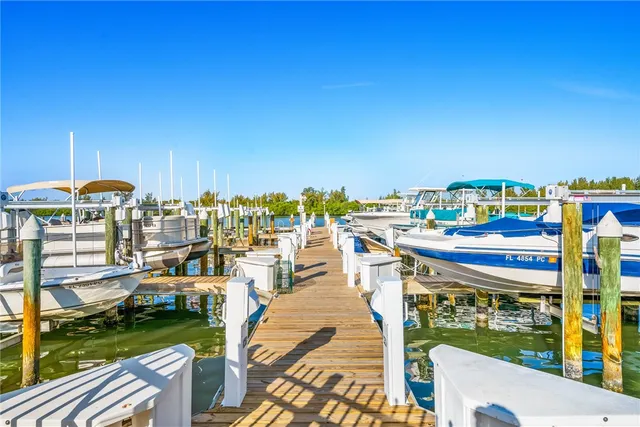 $9,000 | 1195 Winding Oaks Circle East, Unit 308, Vero Beach, FL 32963