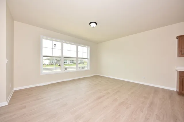 $369,900 | 615 Hunter Oaks Boulevard, Unit B, Watertown, WI 53094