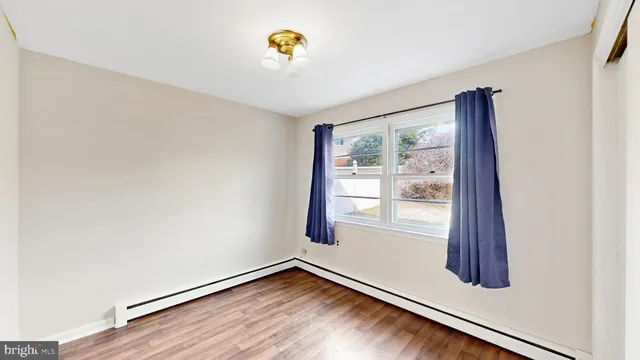 $398,000 | 147 Spruceglen Drive, Newark, DE 19711