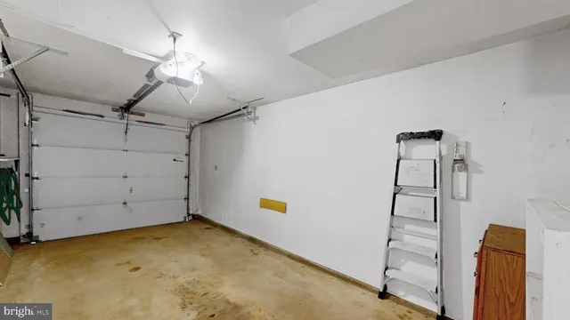 $398,000 | 147 Spruceglen Drive, Newark, DE 19711