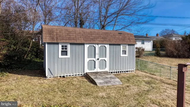 $398,000 | 147 Spruceglen Drive, Newark, DE 19711