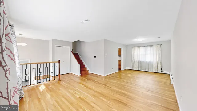 $398,000 | 147 Spruceglen Drive, Newark, DE 19711