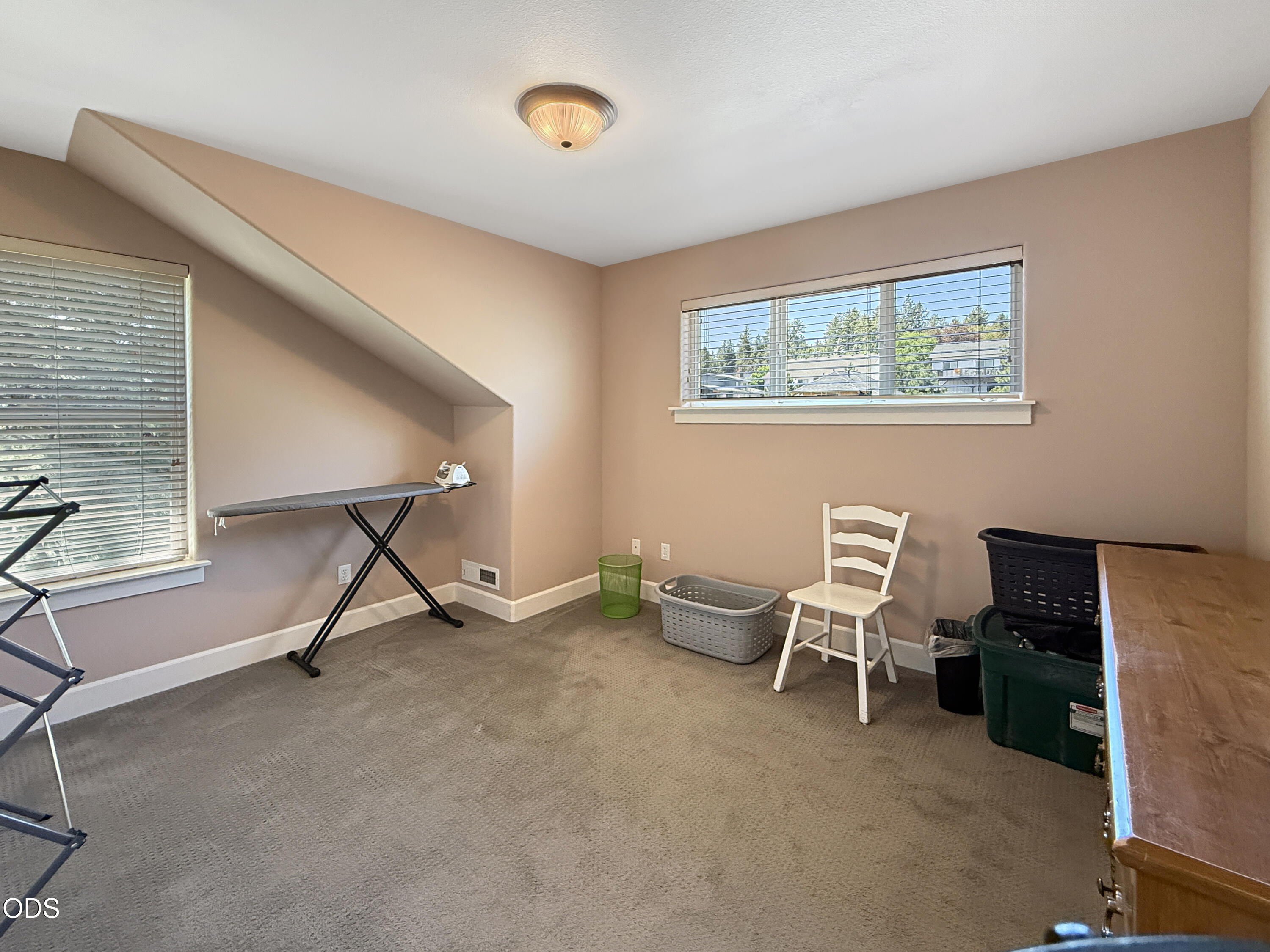 2331 Northwest Awbrey Road Bend, OR 97703 - Photo 25 of 40
