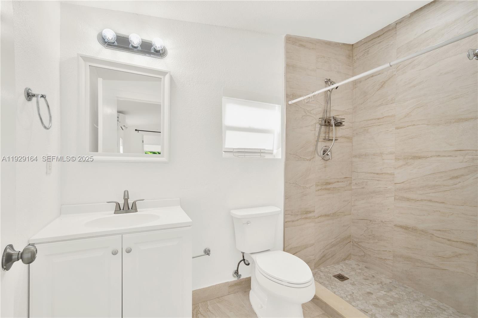 14310 Southwest 271st Terrace Homestead, FL 33032 - Photo 5 of 13