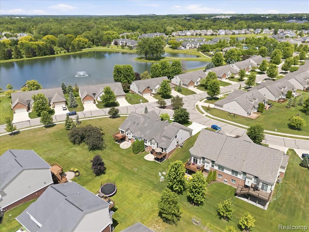 57549 Windmill Pointe New Hudson, MI 48165 - Photo 46 of 55