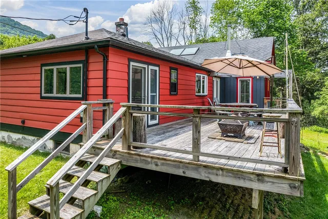 $490,000 | 4923 County Highway, Denver, NY 12421