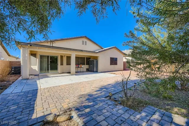 $470,000 | 6016 Star Point Court, North Las Vegas, NV 89081