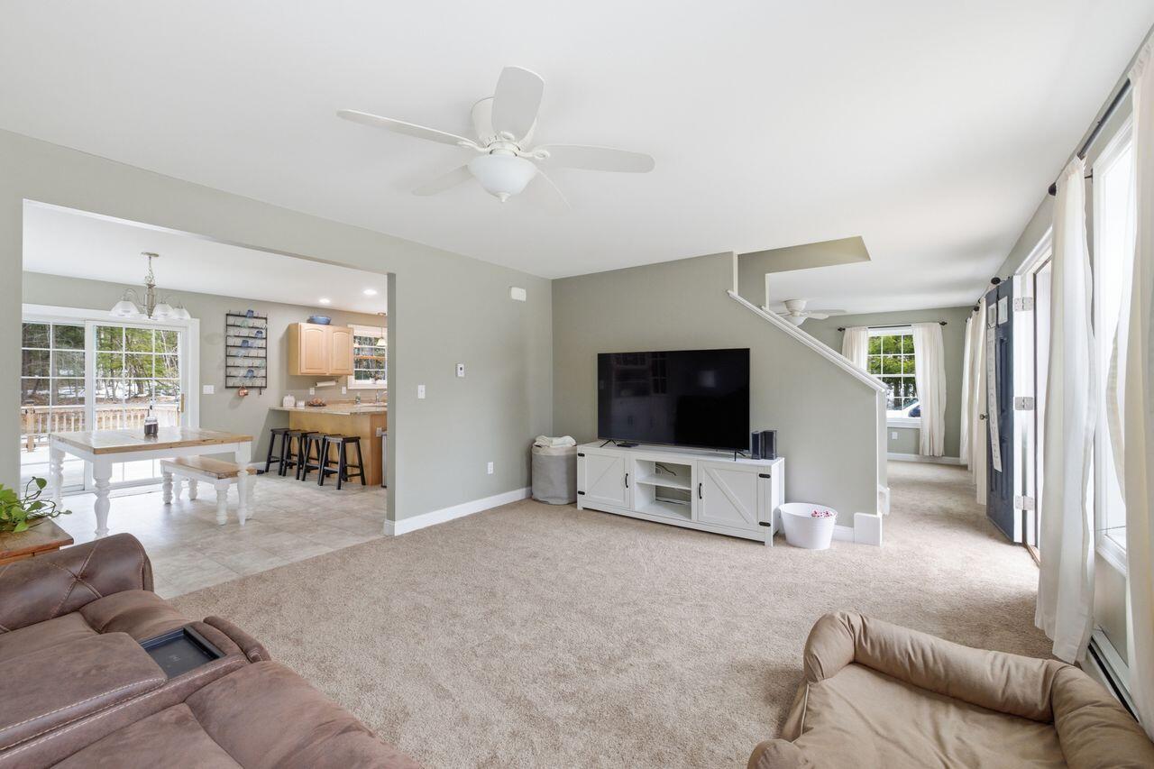 720 Parker Farm Road Buxton, ME 04093 - Photo 5 of 43 3G0A9049