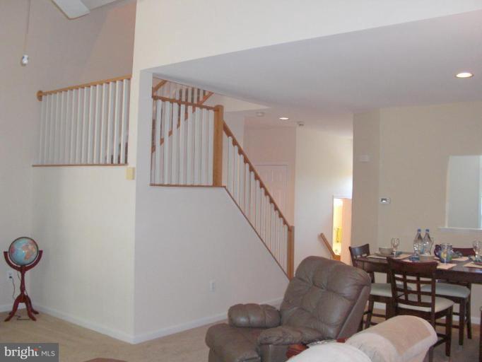 1234 Weatherstone Court Reston, VA 20194 - Photo 4 of 18 a living room with furniture