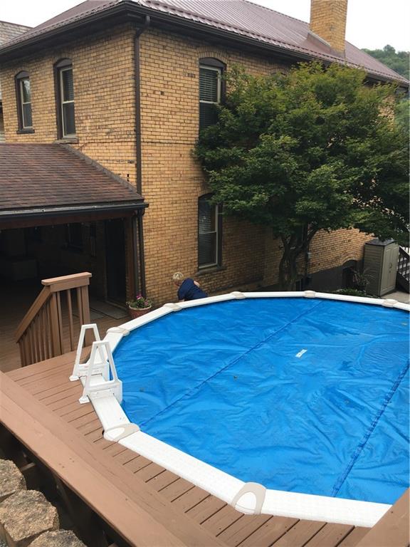 23 Main Street Freeport, PA 16229 - Photo 2 of 17 Above ground pool!