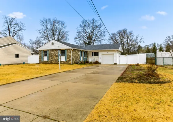 $365,000 | 412 Alcyon Boulevard, Pitman, NJ 08071