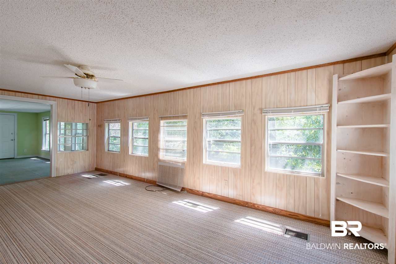 19253 North East River Road Silverhill, AL 36576 - Photo 12 of 49
