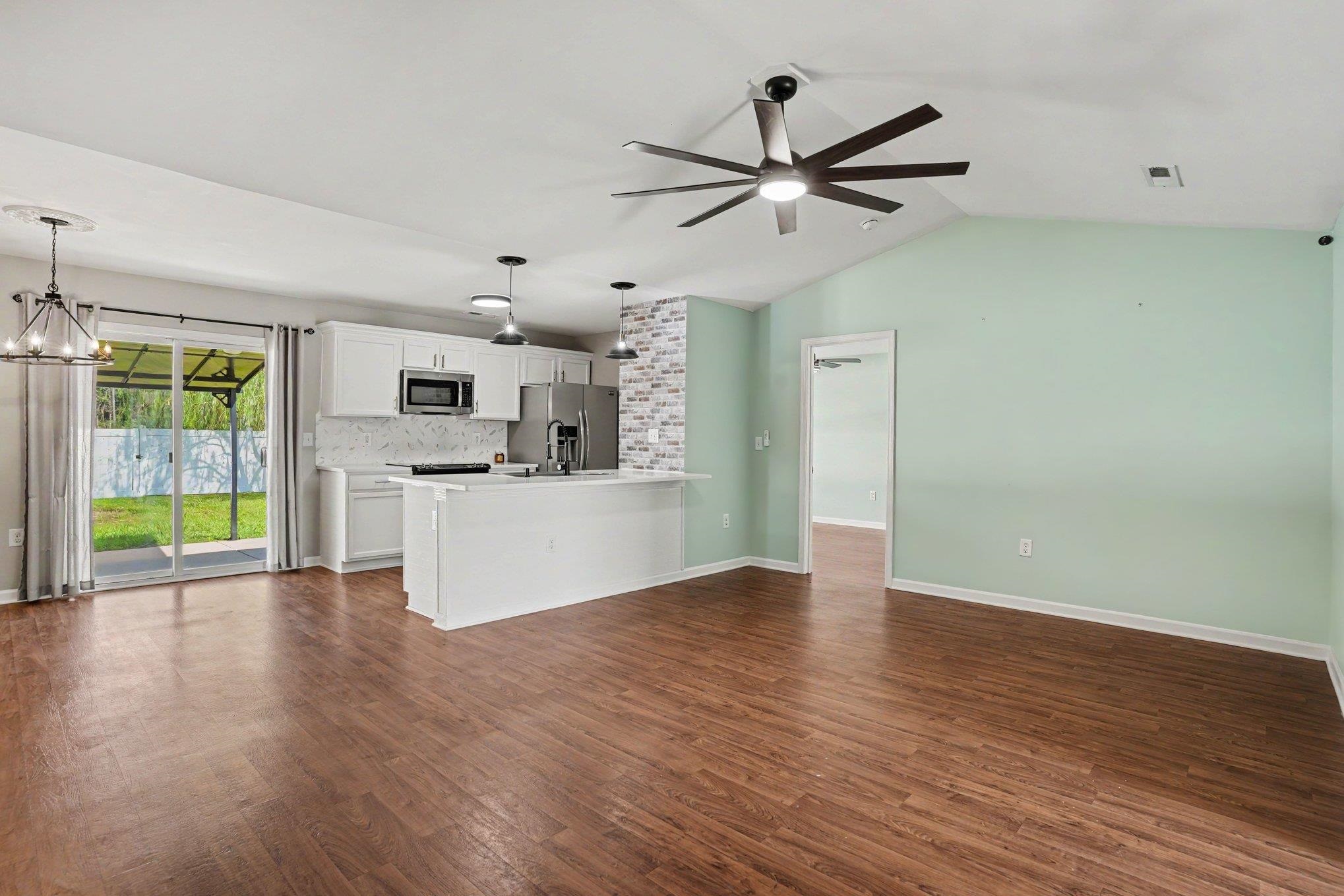 1321 Leatherman Road Conway, SC 29527 - Photo 7 of 38 Gallery Image 7