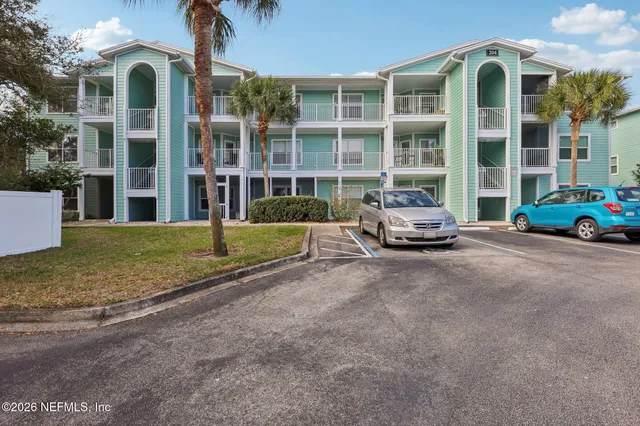 $2,500 | 204 16th Street, Unit E, St. Augustine, FL 32080